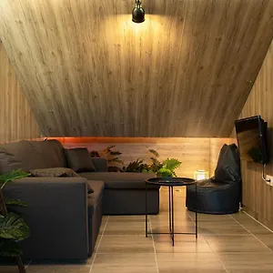 perfect-stay-central-suite.hotels-of-thessaloniki.com/