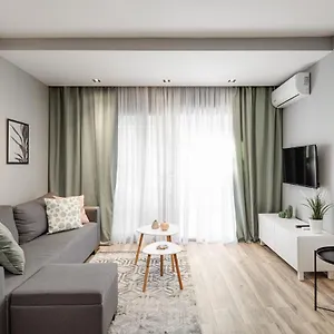 sts-eight-52.hotels-of-thessaloniki.com/
